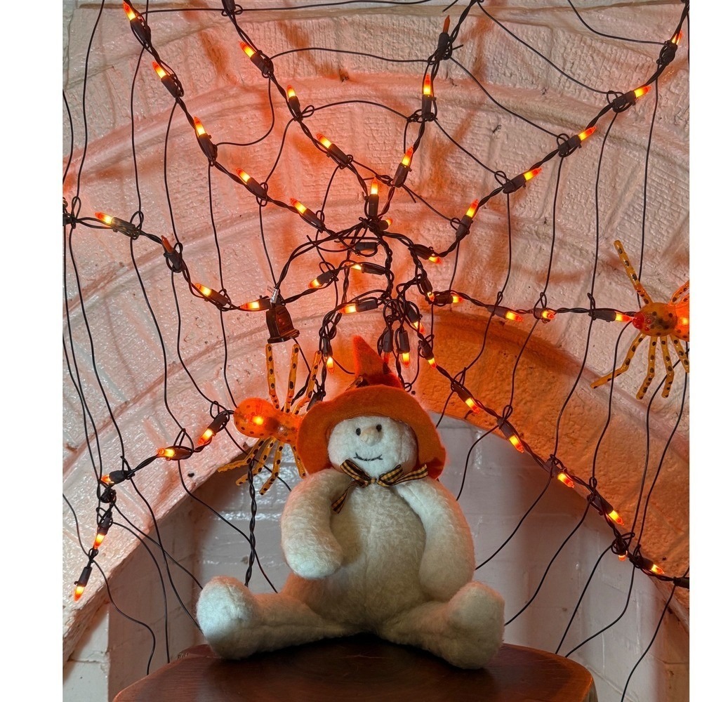 HTF Vintage Bunnies by the Bay Hallmark Halloween Ghost with Hat Plush EUC